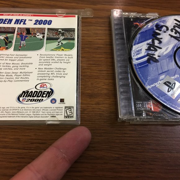 NASCAR 2000 (Sony PlayStation 1, 1999) - Picture 3 of 6